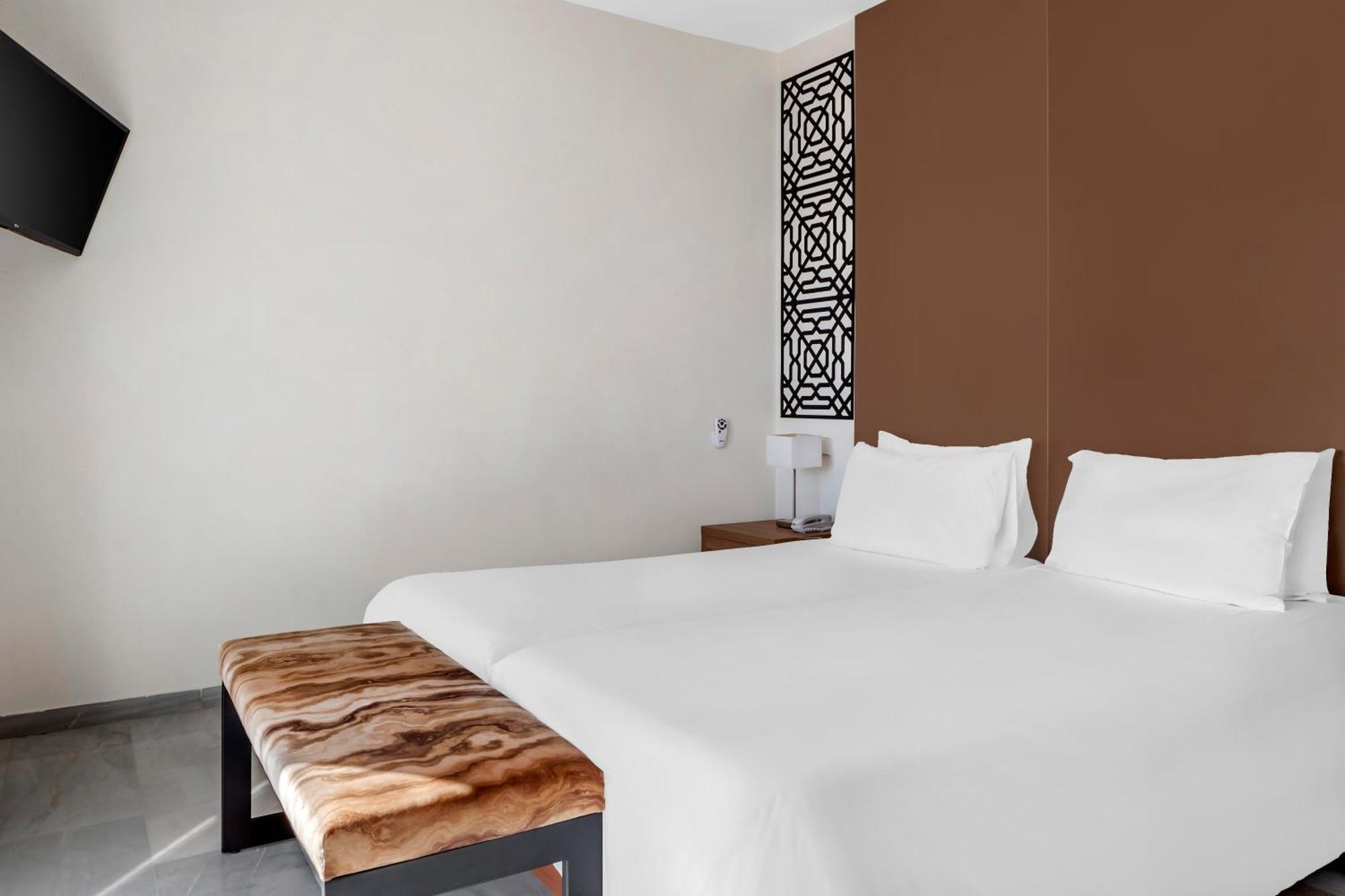 Two-Bedroom Apartment,1546989172:JPEG